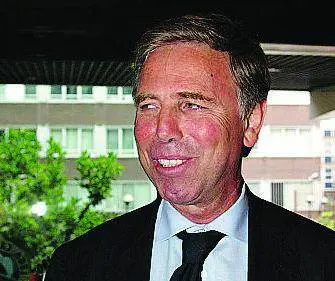 Castellazzi in porta per altri due anni