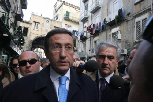 Fini: "Provo un senso di schifo"