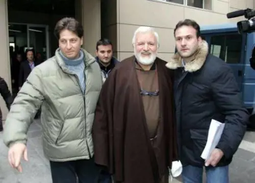 Cosenza: padre Fedele rinviato a giudizio