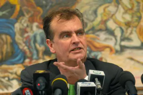 Calderoli: "Nessuna intesa all’orizzonte. Se la Consulta dice sì sarà  caos"