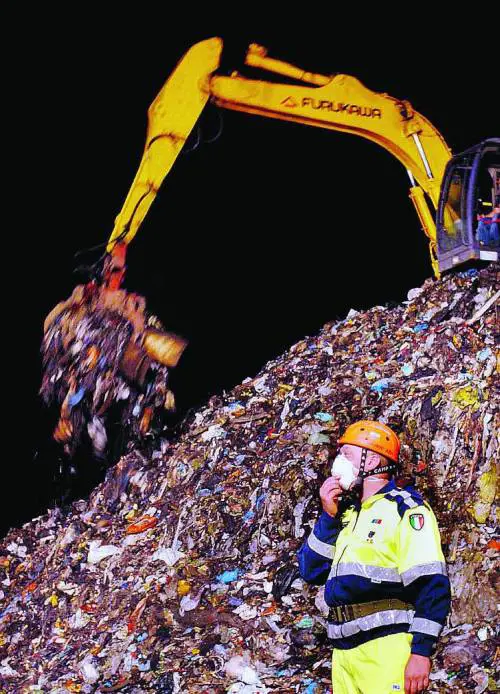 Lodi cambia idea: «Il pattume di Napoli non lo vogliamo»