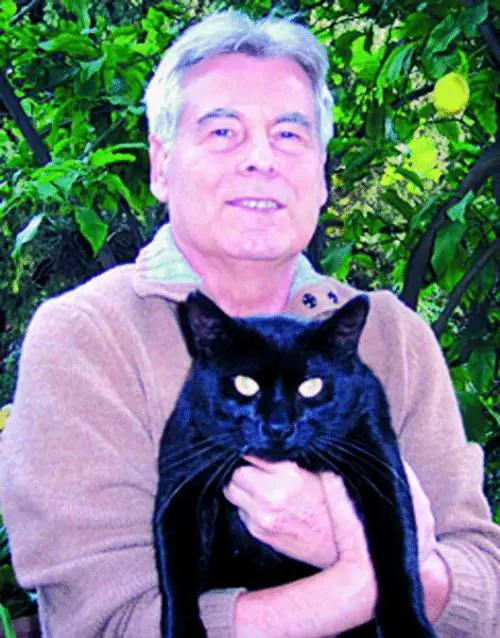 Antonio Caron: un giallista svela i misteri dellitaliano