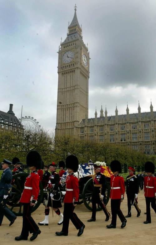 Da Genova a Londra in 2 ore ma non si arriva a Brignole