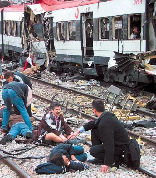 Barcellona, arrestati 
14 terroristi islamici