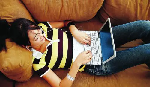 "Non è reato scaricare musica da internet"