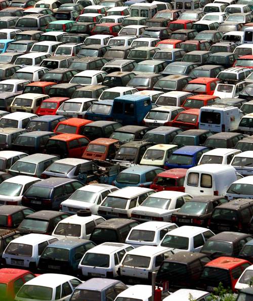 Nel 2008 crolla il mercato dell'auto