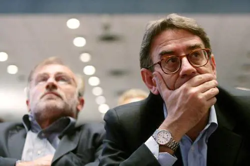 Unione, è sempre tutti contro tutti