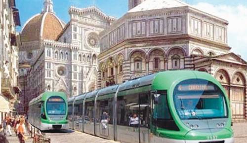È un tram il vero mostro di Firenze