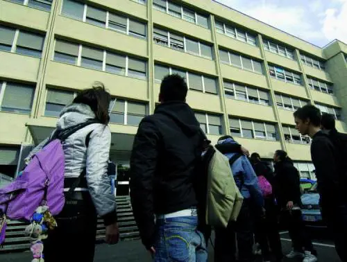Tbc, lesame negato a 20 studenti viene fatto solo a due professori