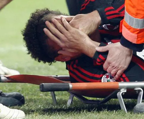 Ronaldo operato, intervento riuscito. 
Almeno nove mesi per il recupero