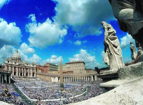 SANTI & BEATI Giro di vite del Papa