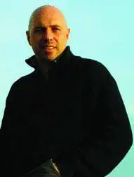 Un regista porta in scena la «campagna» del PdL