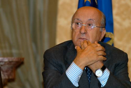 De Mita: lascio il Pd, 
offeso da Veltroni 
Visco non si candida