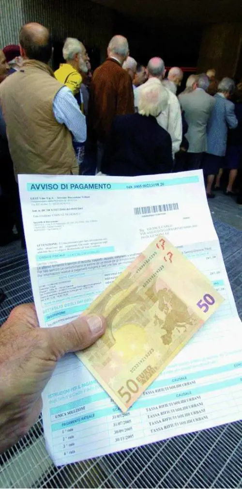 Su le tariffe e addio sconti:  Tursi vuole spremere ledilizia