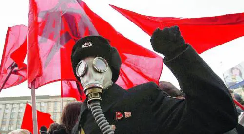 La Russia sempre più minacciosa: «Il Kosovo è unarma carica»