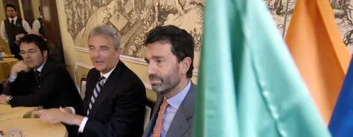 Musso: «Ecco perché attacco una politica di nani e ballerine»