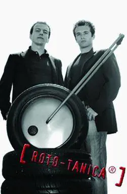 Bocelli e Pausini versano acqua nella rototanica