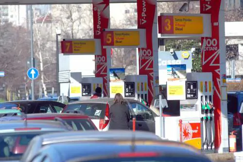 Smog non c’è accordo, domenica si va in auto