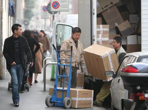 Muraglia cinese contro la Ztl in Sarpi