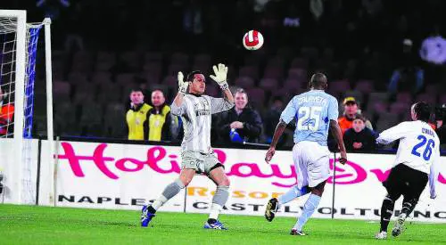 LE PAGELLE DI NAPOLI-INTER E Lavezzi è meglio e Pelè