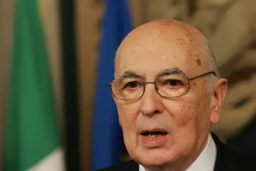 Napolitano: "Politici, 
fate discorsi più brevi"