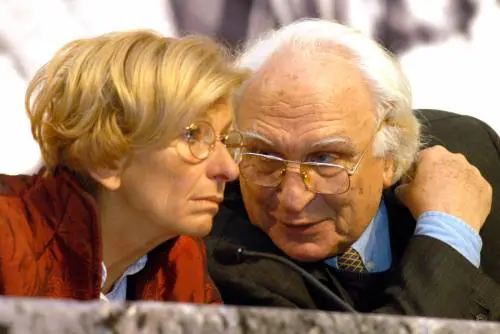 Pannella fa lo sciopero della sete contro il Pd