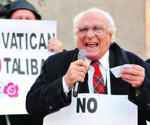 Lira dellalleato  Pannella: Veltroni ci discrimina per candidare  le segretarie