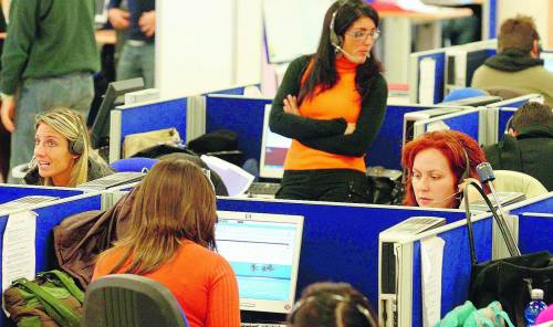 Palermo, piccoli sogni:  
600 euro al call center