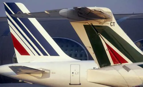 Alitalia, Malpensa low cost e flotta dimezzata