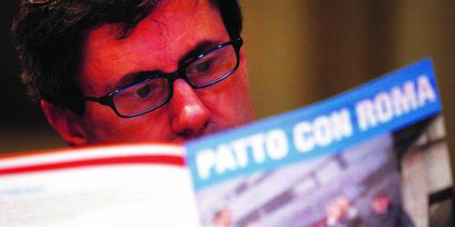 Dalle spille ai preservativi: ecco i gadget dei candidati