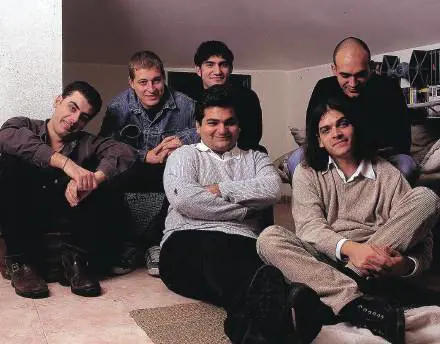 Neri per Caso, un ritorno boom 
"Usiamo le voci come strumenti"