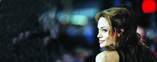 Angelina Jolie: "Ecco perché mi sento brutta"