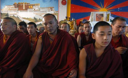 La Cina: "Rieducheremo i ribelli tibetani"