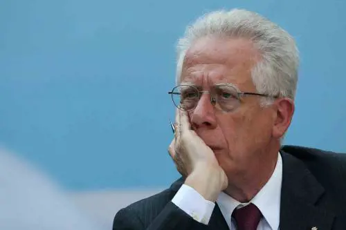 Padoa-Schioppa fallisce pure l’ultimo blitz