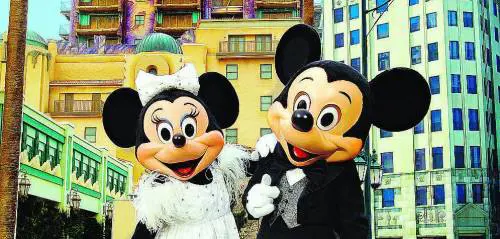 EuroDisney festeggia con un pieno di paura