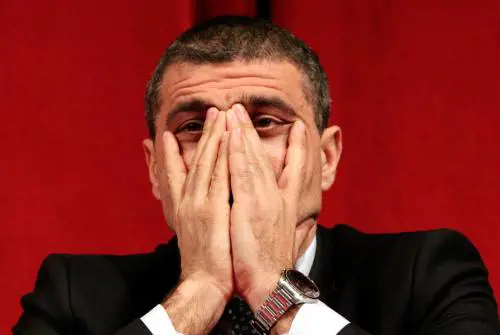 Pecoraro: "Rinuncio all'immunità"