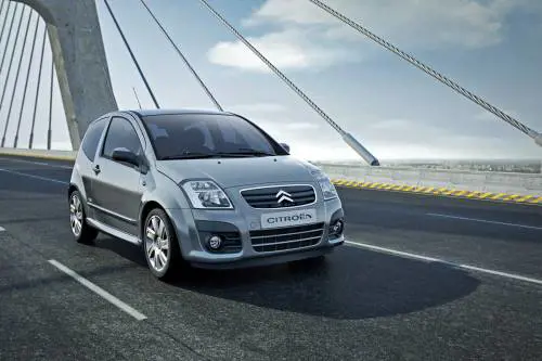 Citroen rinnova la berlinetta C2 
Arriva il diesel 1.6 HDi Fap