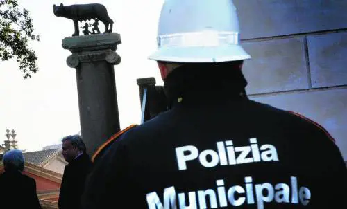 Il giallo degli sfollagente spariti