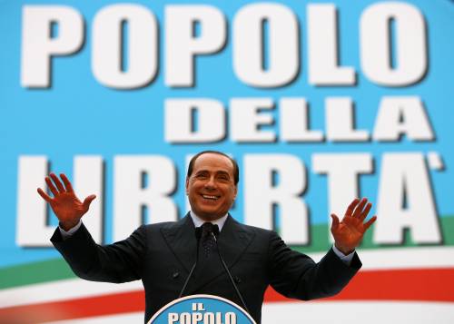 Trionfo di Berlusconi, vola la Lega 
Il Cavaliere: "Dialogo sulle riforme"
