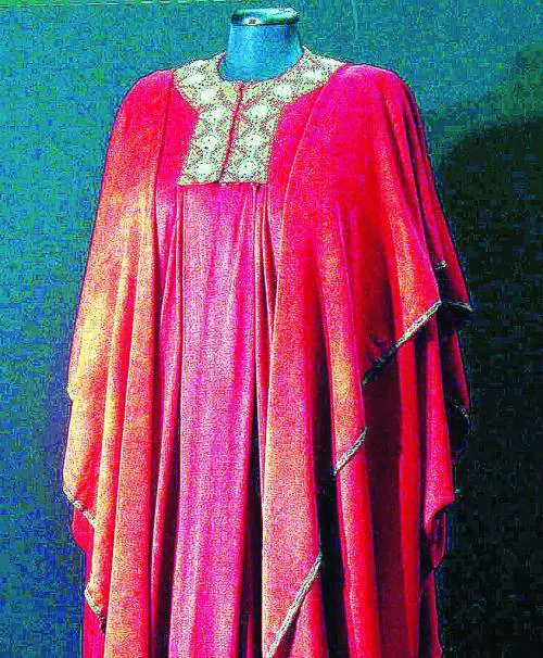 Borse, abiti e oro il vintage dautore sbarca a Belgioioso