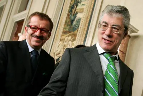 Berlusconi: "Con Bossi? Rapporti straordinari"