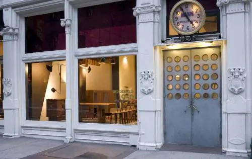 In 60 tappe il "gran tour" 
degli spazi espositivi