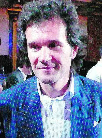 Londra applaude la pasta al rosso duovo di Cracco