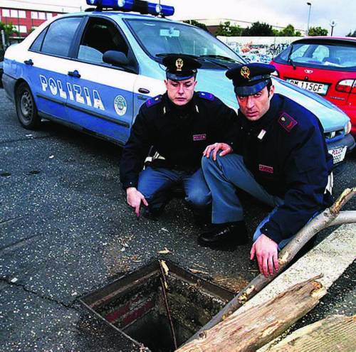 L’ultima preda dei rom? I tombini