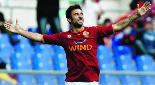 Roma, tutto in 15 minuti. Ma la vera partita  ora si gioca con Soros