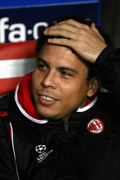 Ronaldo ricattato  
da tre viados a Rio