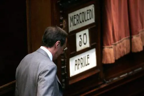 Fini eletto presidente della Camera 
"25 aprile e 1 maggio valori condivisi"