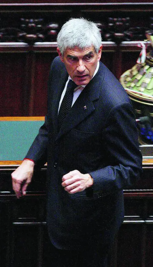 LUdc perde  pezzi al Sud, guai per Casini