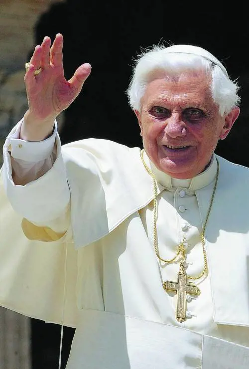 L’allarme di Benedetto XVI: «L’educazione è un’emergenza»