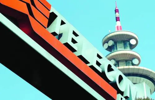 Telecom promossa da Moodys prova la rincorsa in Piazza Affari